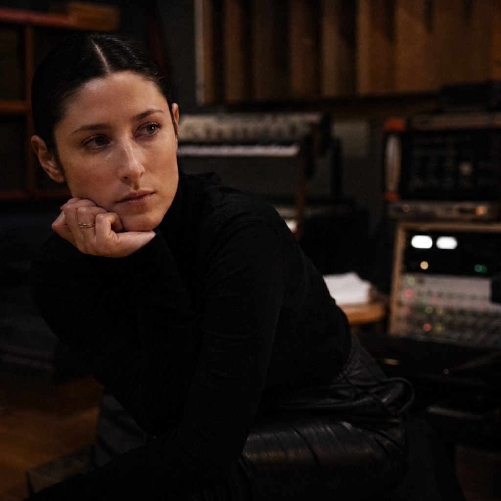Donguille.pe’s ‘No Vuelvo Atrás’: A New Acoustic Chapter