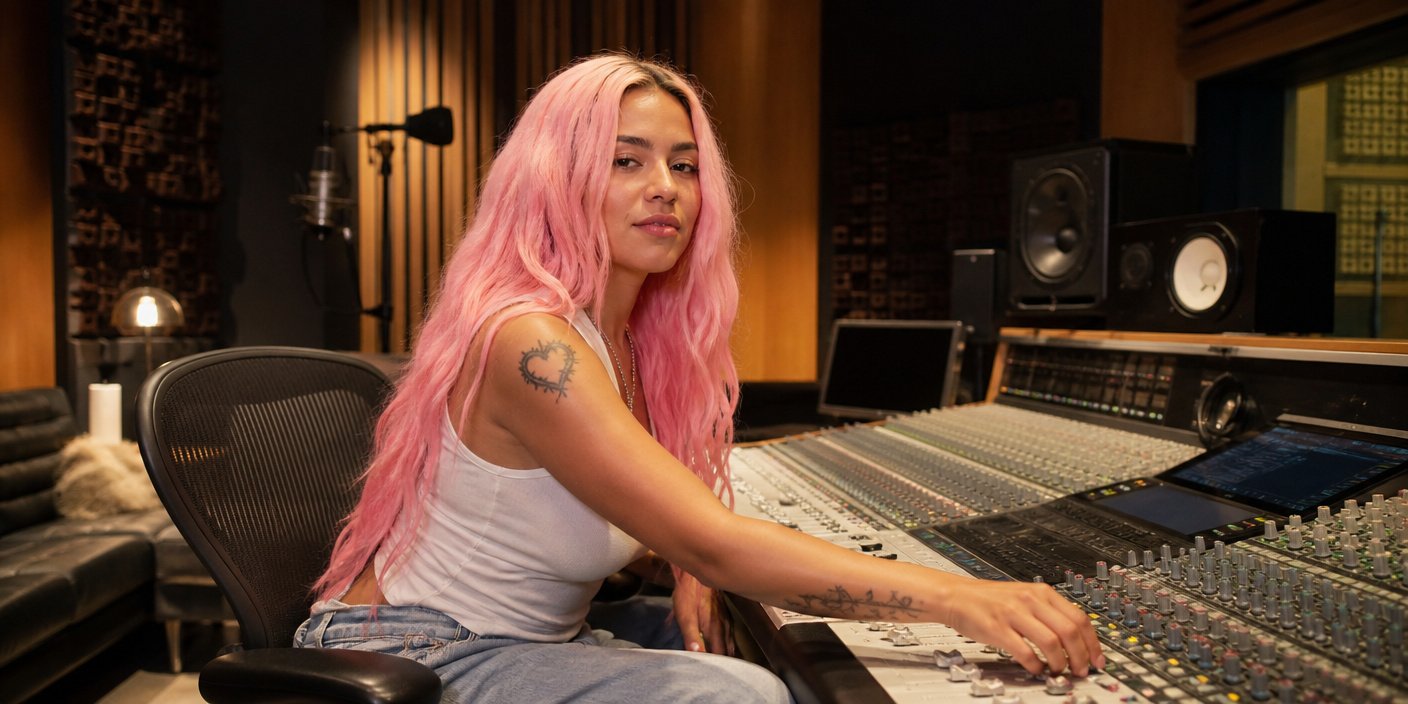 Karol Gs No Me Arrepiento de Sentir Tanto Dominates Reader Poll | latinmusic.news